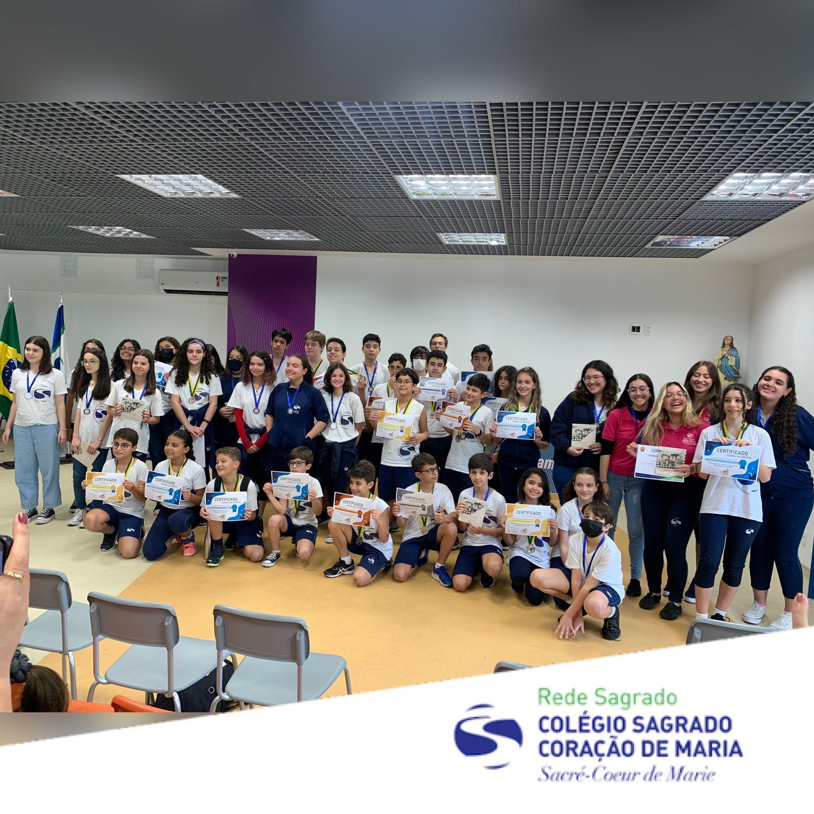 Vencedores das Olimpíadas do Conhecimento 2022 são premiados com medalhas
